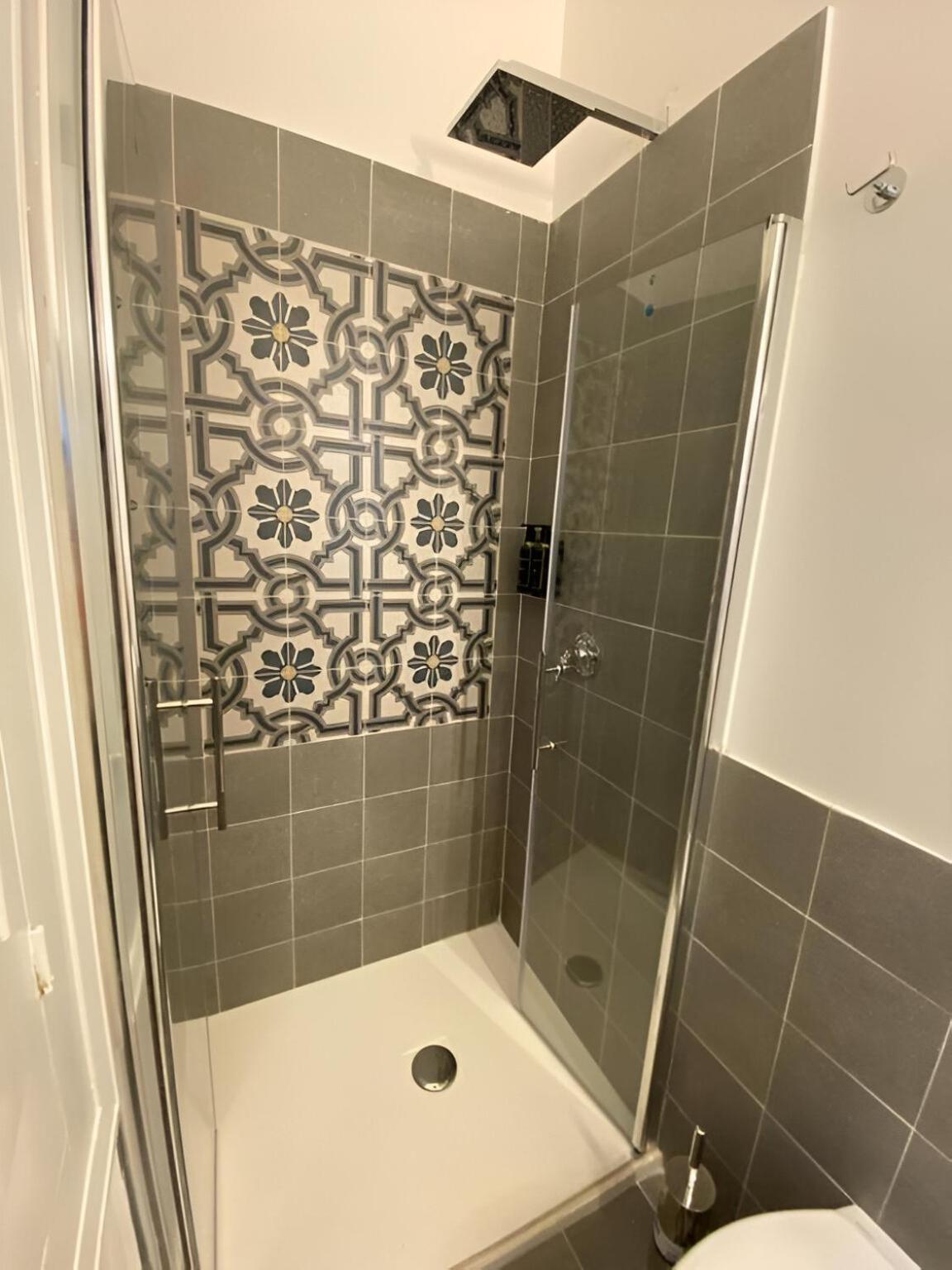 Bari Landlord 242 - Central Station Apartments מראה חיצוני תמונה