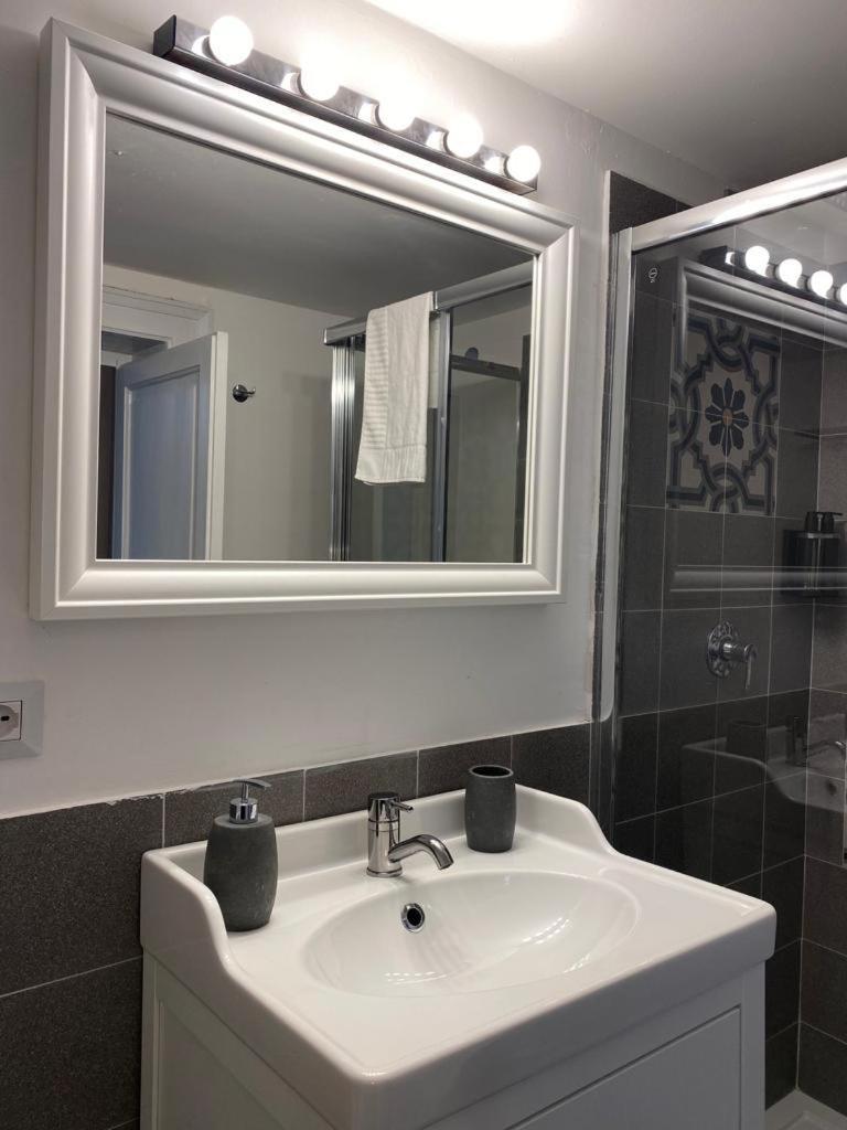 Bari Landlord 242 - Central Station Apartments מראה חיצוני תמונה