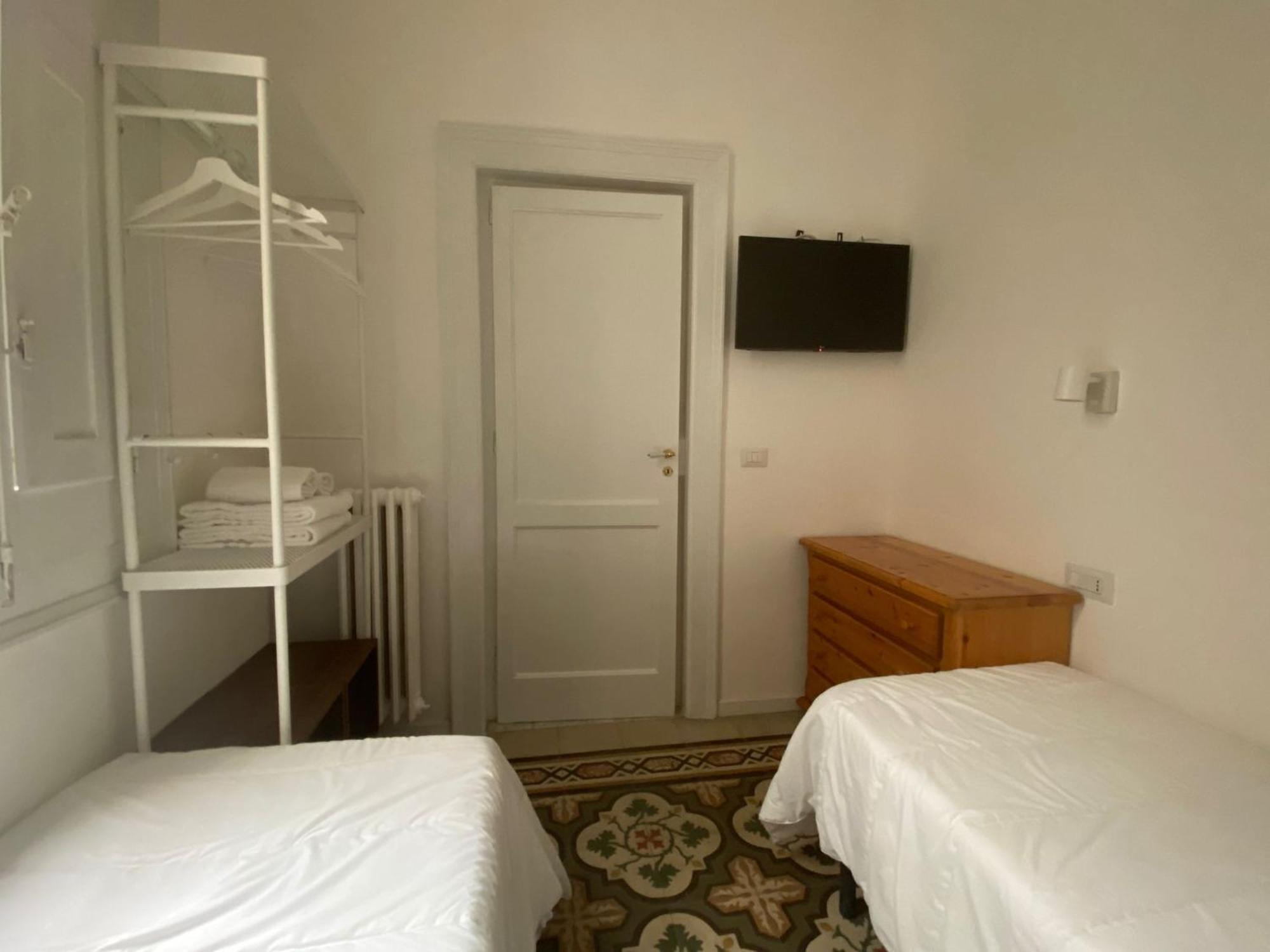 Bari Landlord 242 - Central Station Apartments מראה חיצוני תמונה
