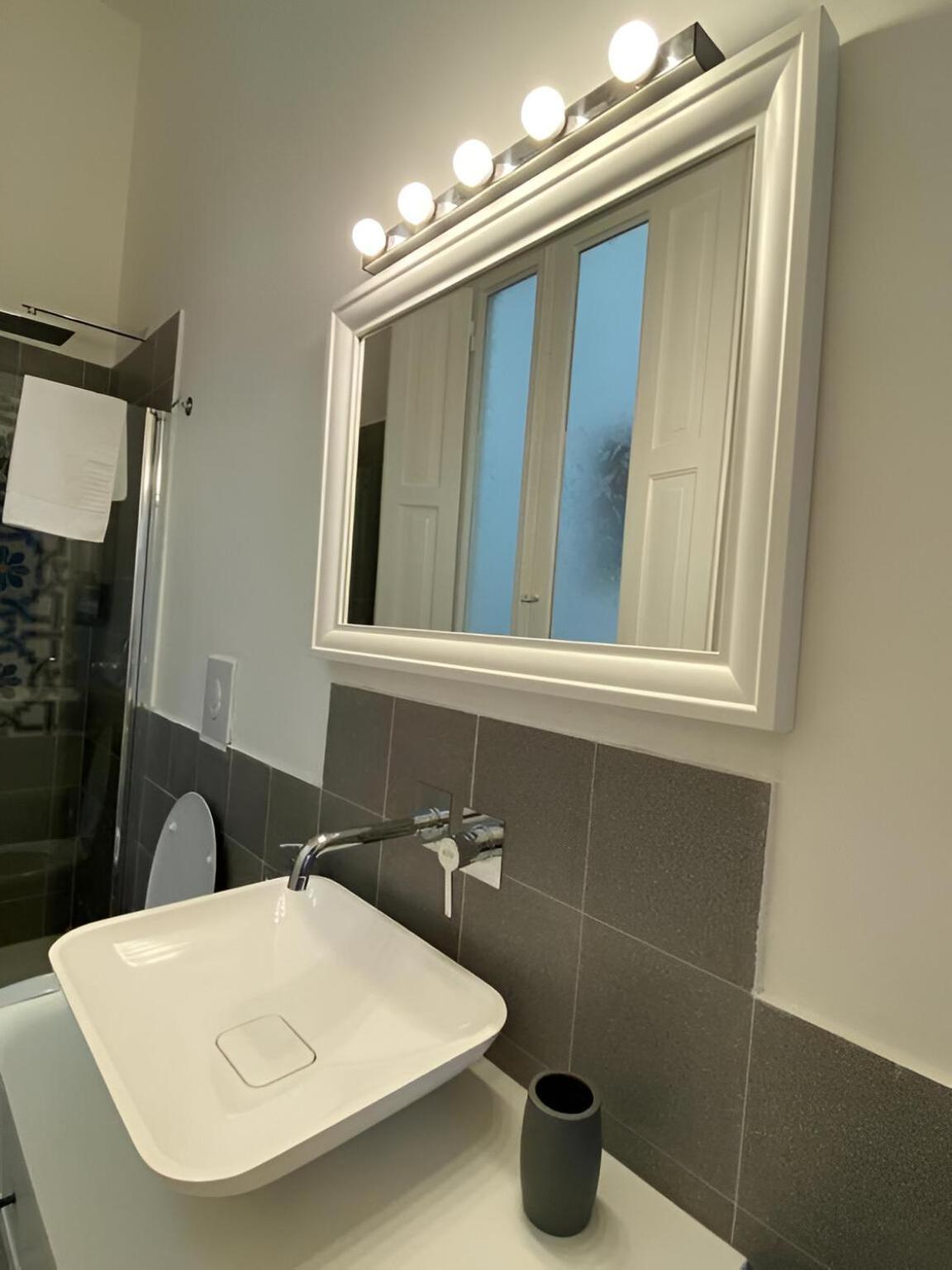 Bari Landlord 242 - Central Station Apartments מראה חיצוני תמונה