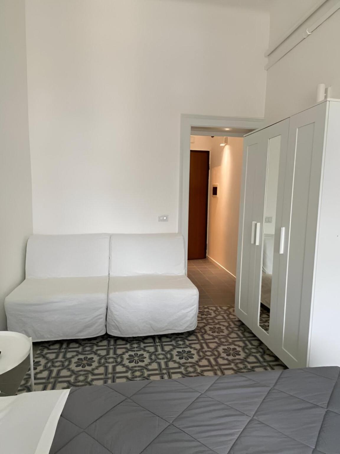 Bari Landlord 242 - Central Station Apartments מראה חיצוני תמונה