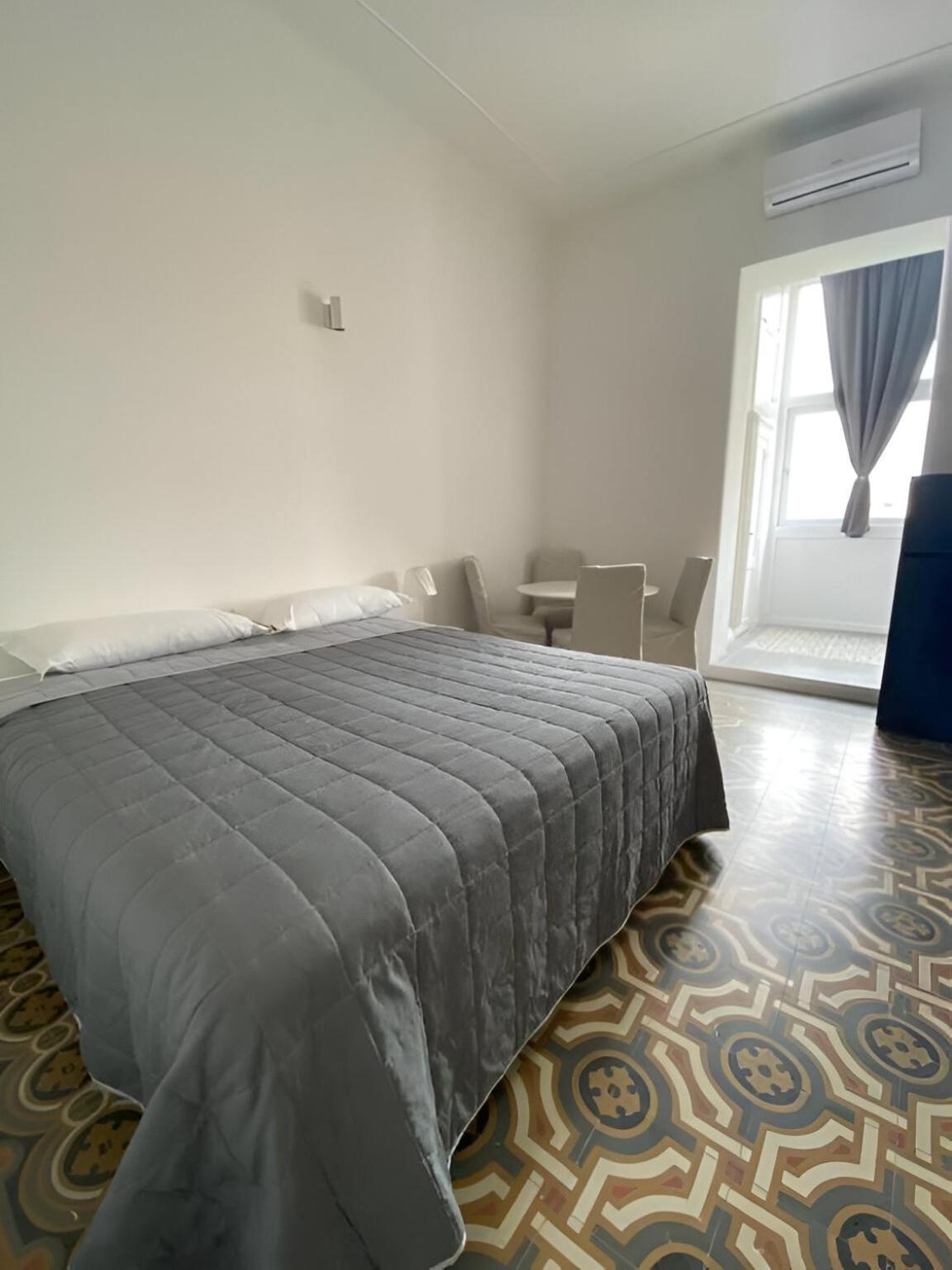 Bari Landlord 242 - Central Station Apartments מראה חיצוני תמונה