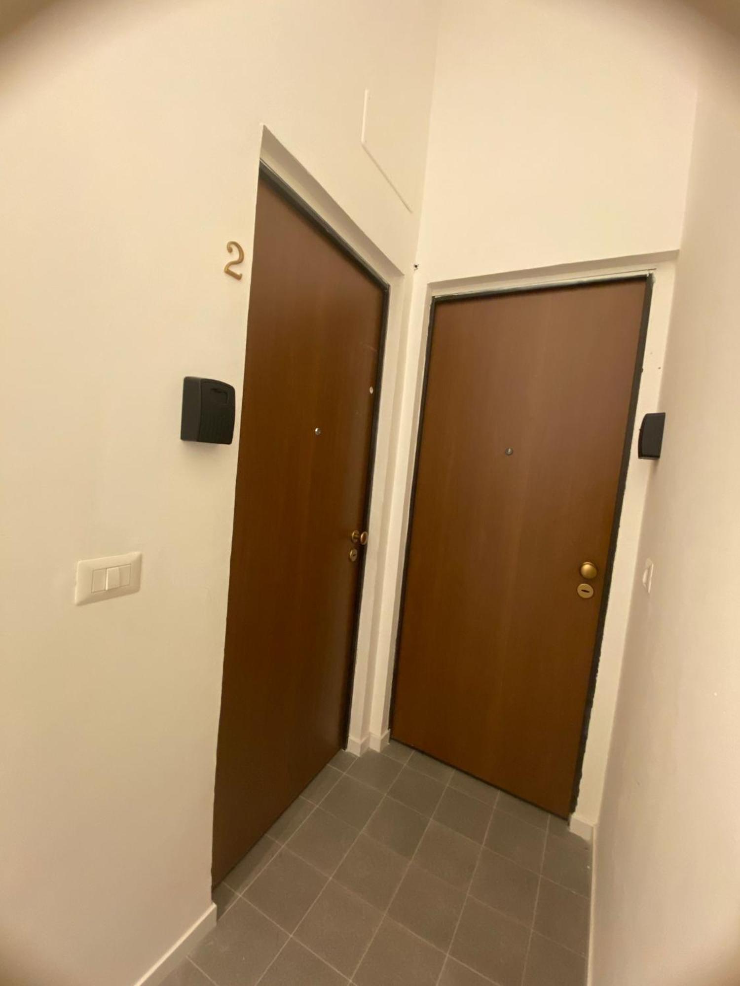Bari Landlord 242 - Central Station Apartments מראה חיצוני תמונה
