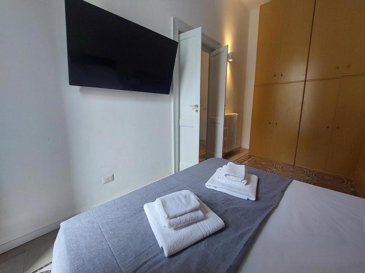 Bari Landlord 242 - Central Station Apartments מראה חיצוני תמונה